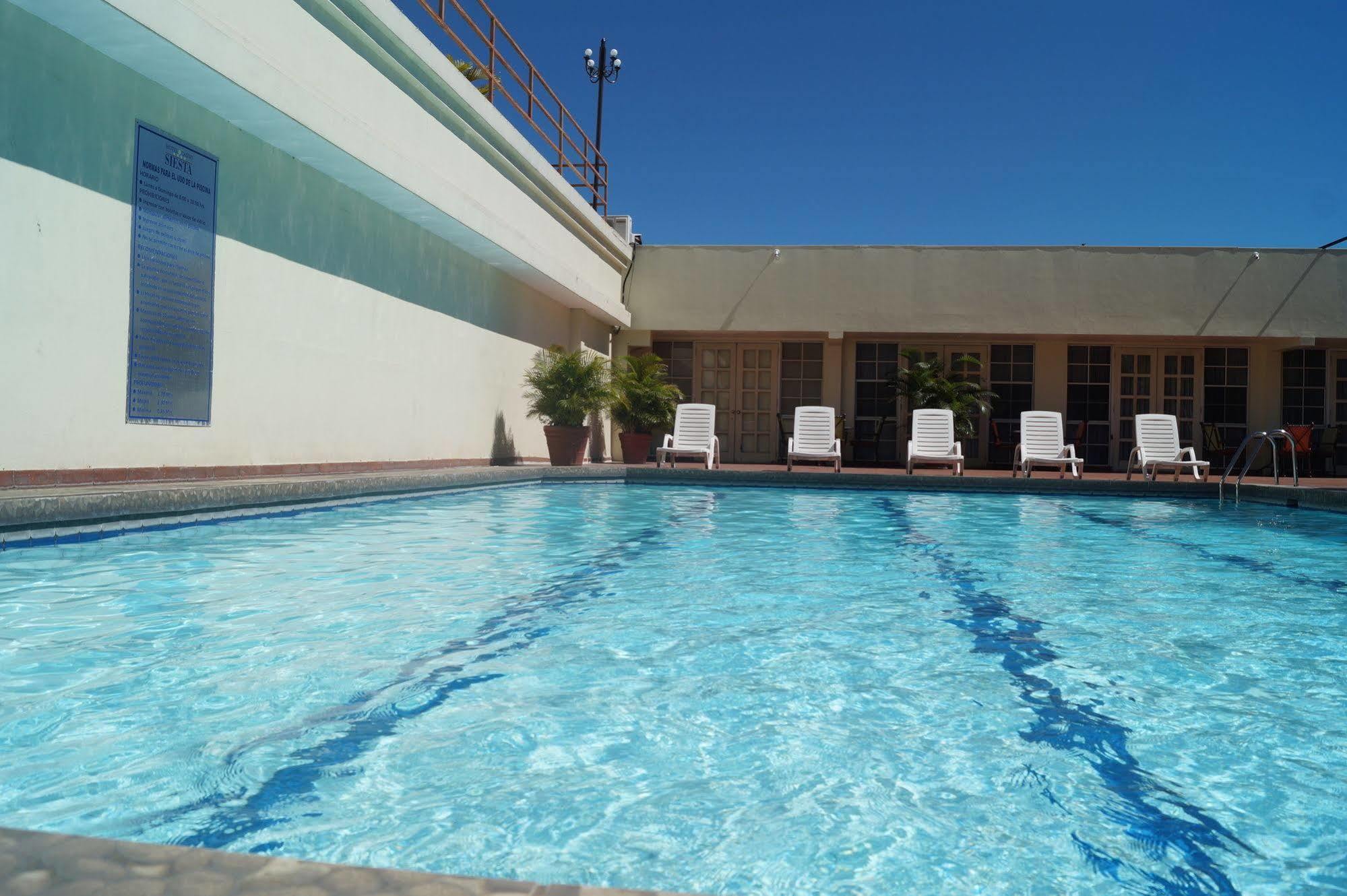 Siesta Hotel And Casino Antiguo Cuscatlán 외부 사진