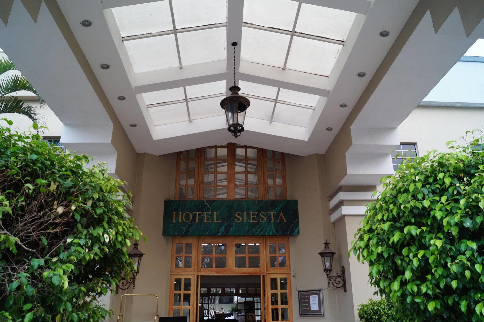 Siesta Hotel And Casino Antiguo Cuscatlán 외부 사진